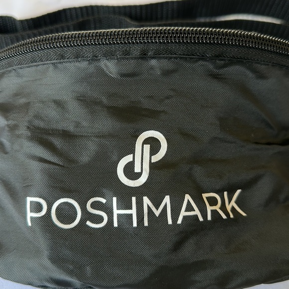 Poshmark Fanny Pack Belt Bag - Picture 2 of 5